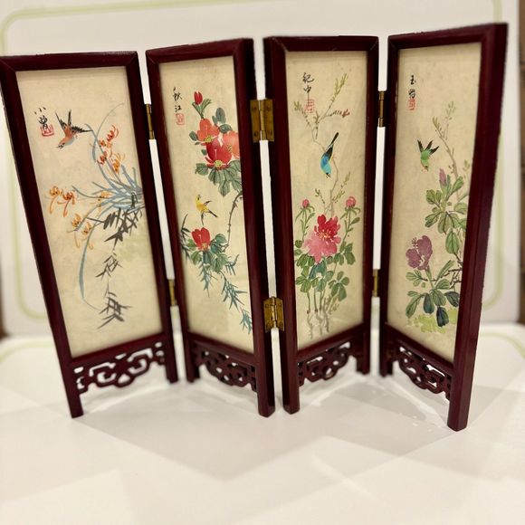 Chinese 4 Panel Screen Hand Painted Silk Lacquer Rose Wood - Signed, VTG, RARE - Picture 6 of 11
